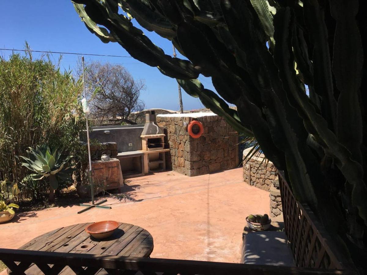 פנטלריה Cactus B&B Le Casette Di Marilena מראה חיצוני תמונה