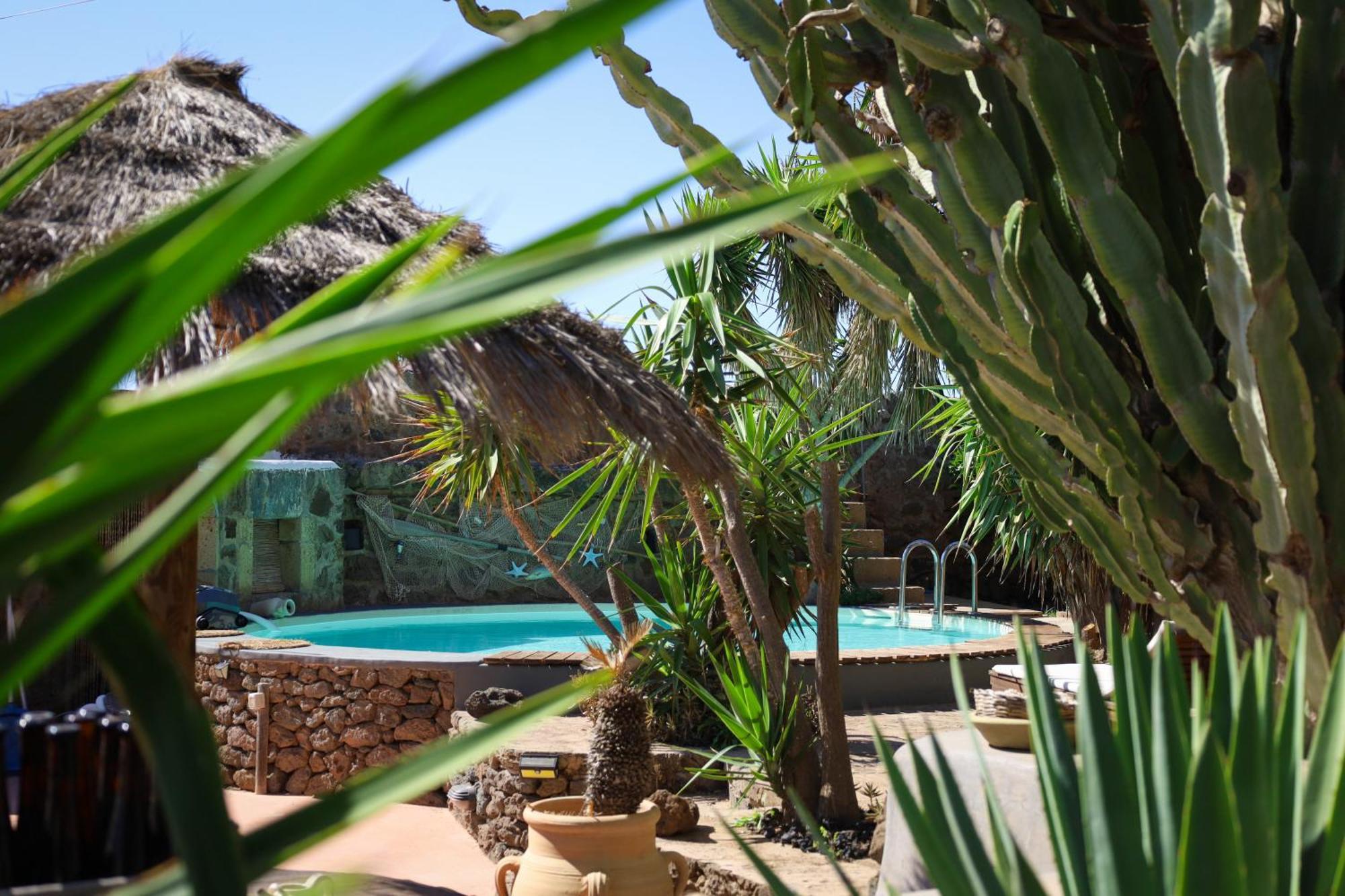פנטלריה Cactus B&B Le Casette Di Marilena מראה חיצוני תמונה