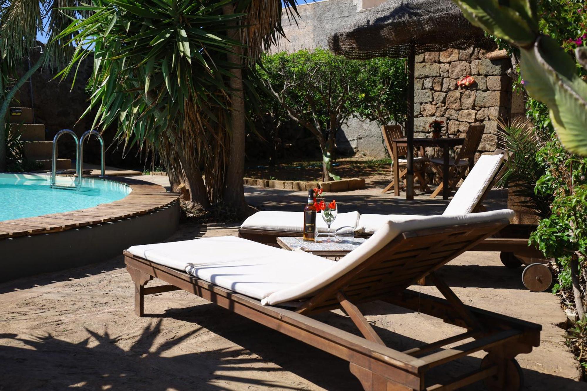 פנטלריה Cactus B&B Le Casette Di Marilena מראה חיצוני תמונה